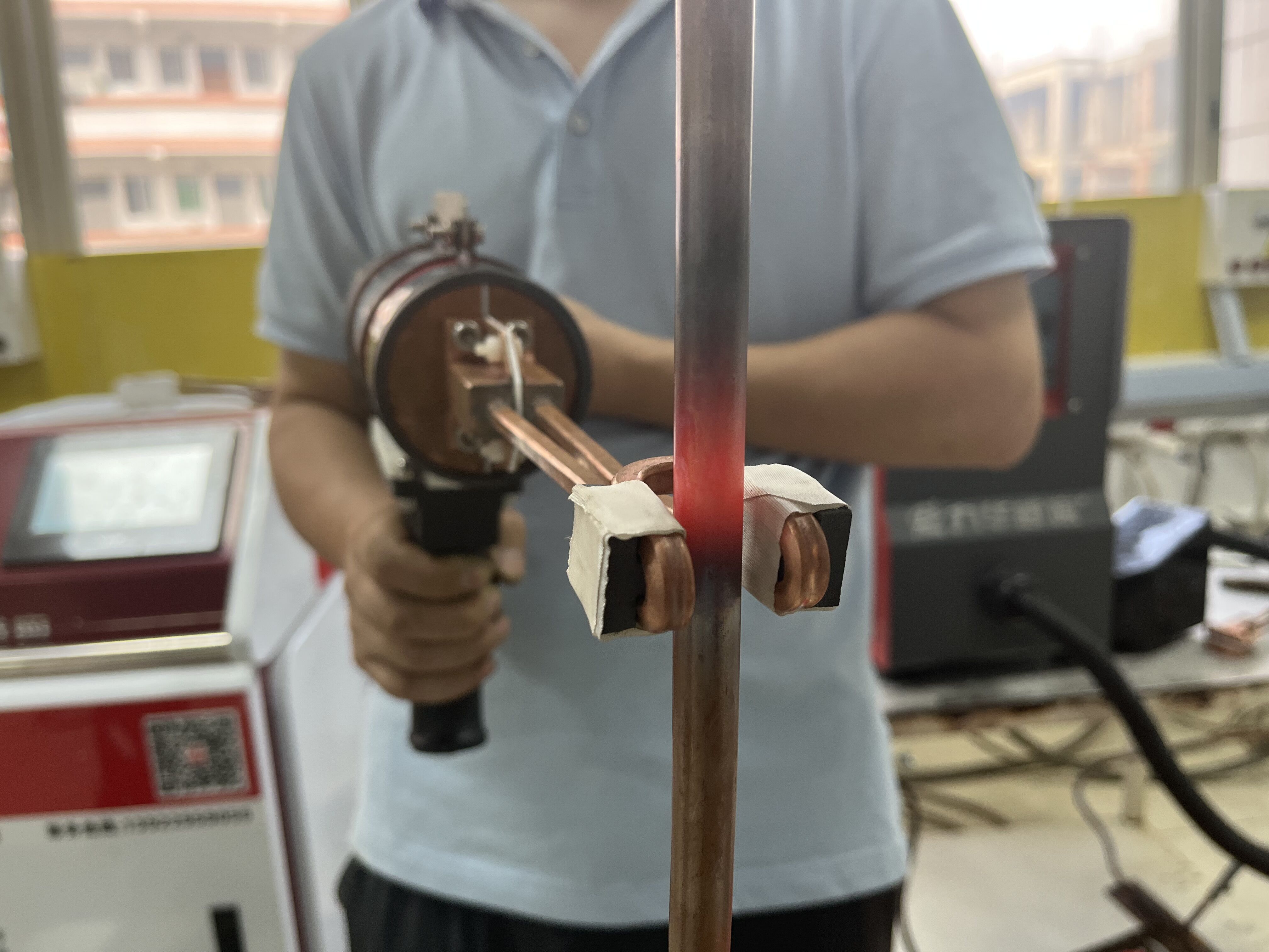 手持高頻焊感應(yīng)加熱設(shè)備主要參數(shù)和常見問題