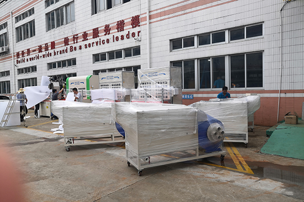 上海中頻淬火機床整出貨